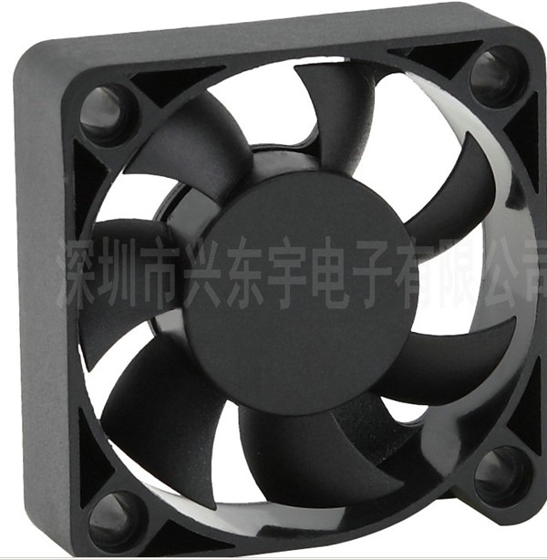 舞台灯光散热风扇舞台表演者的强大后盾！