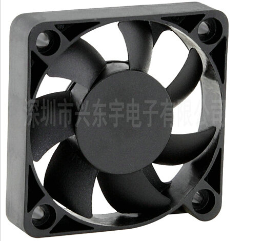 微型风机厂家让您了解鼓风机的过去。